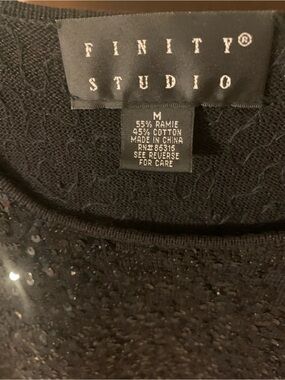 Finity Studio Black Sequin Top, Medium